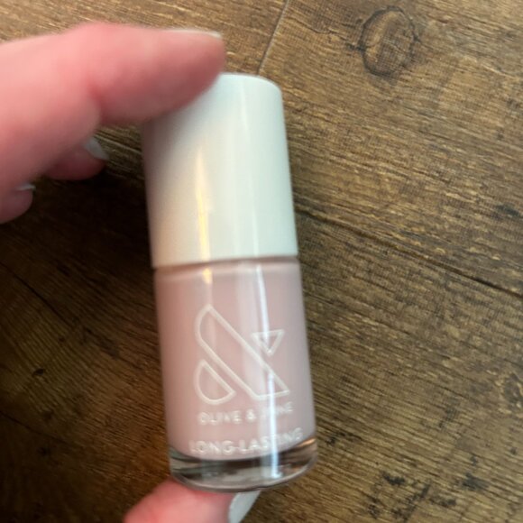 Olive & June Polish Bundle - Picture 6 of 7